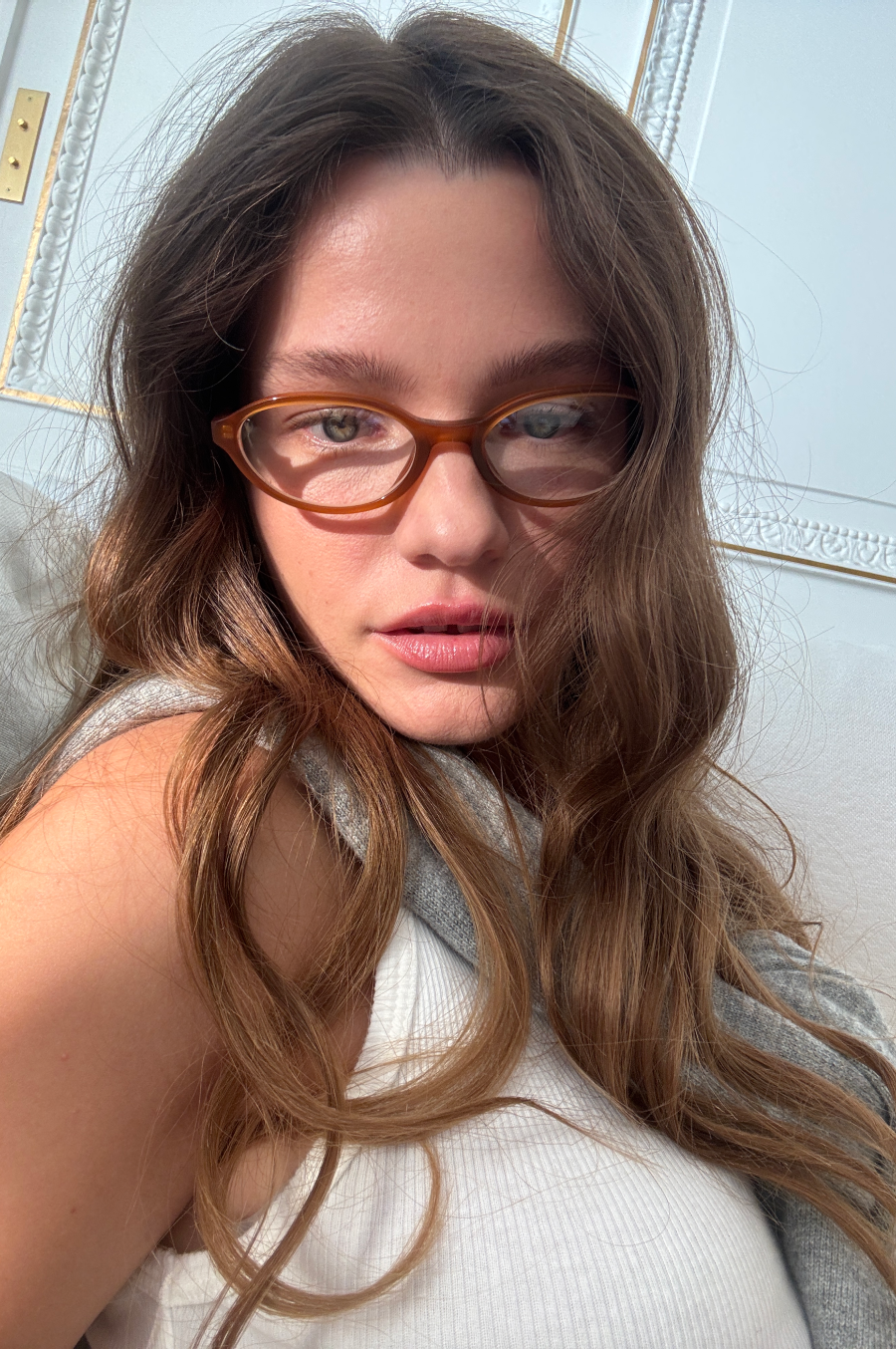 Mila | Amber & Clear