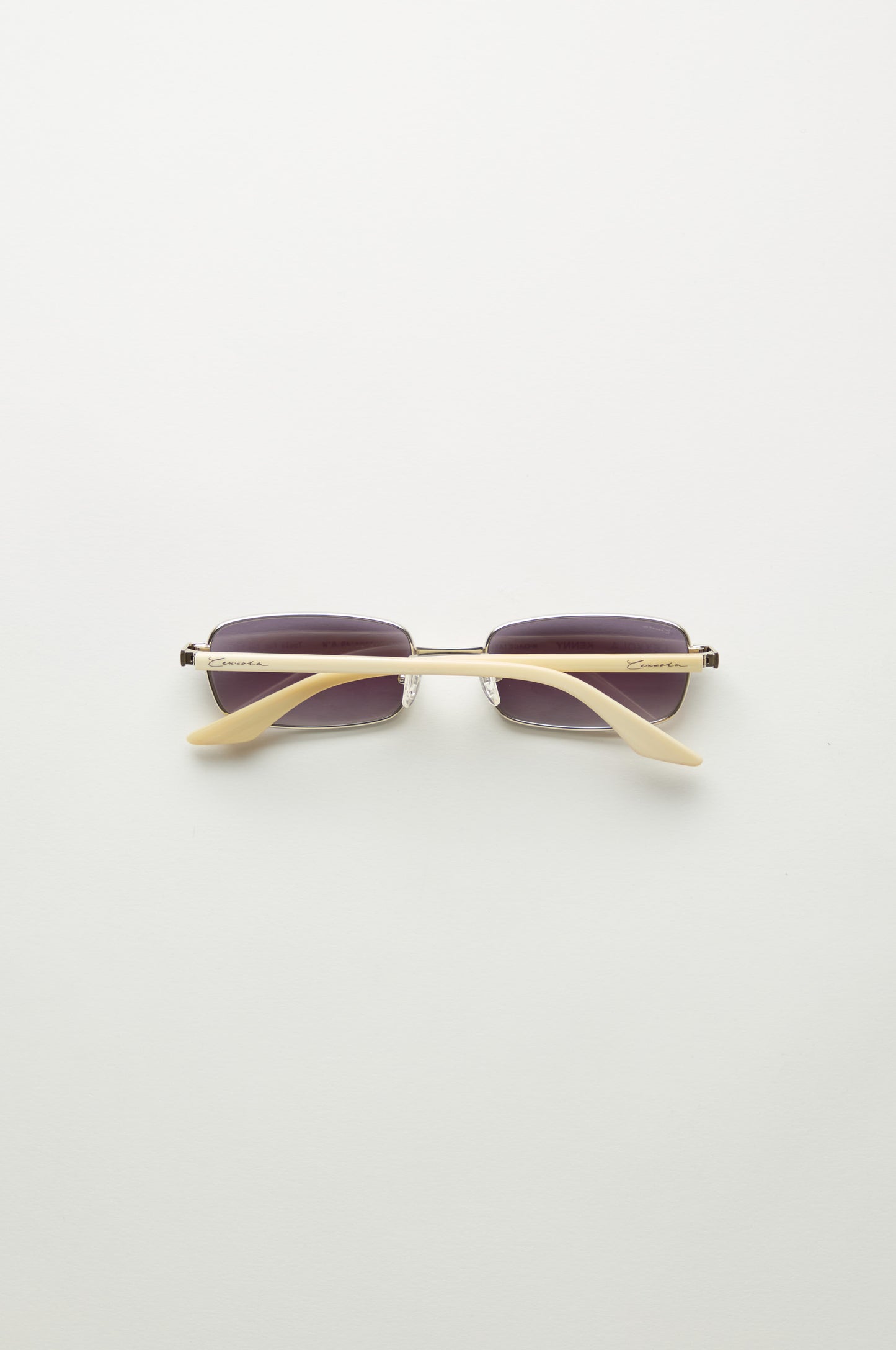 Kenny | Horn & Lavender
