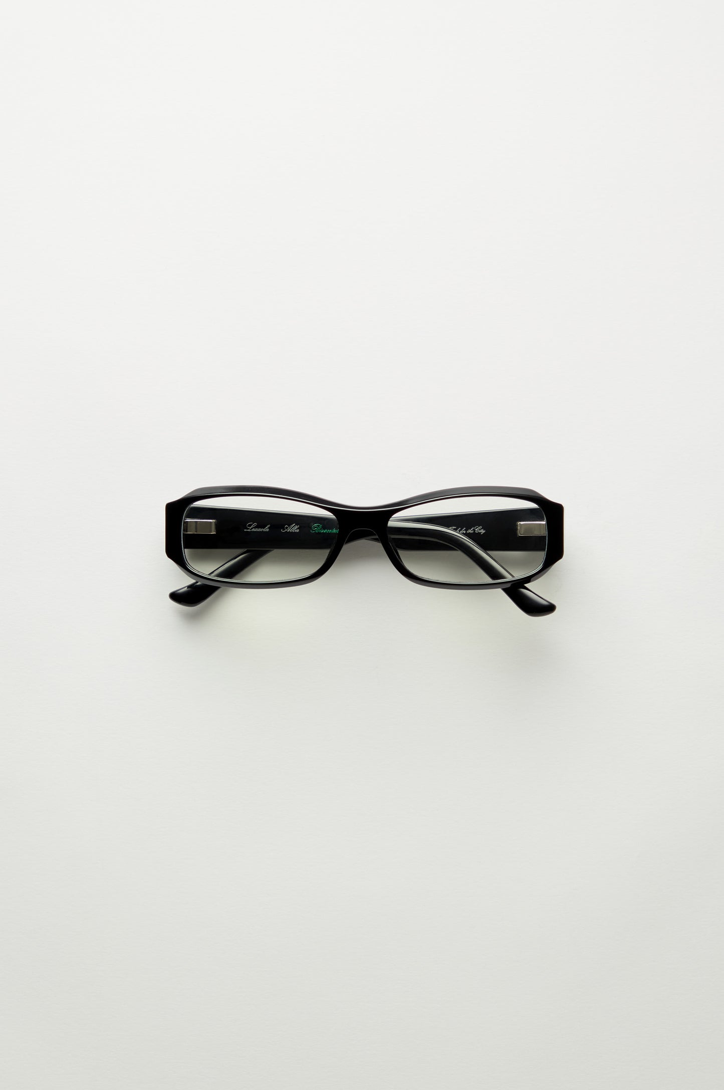 Alba | Black & Clear