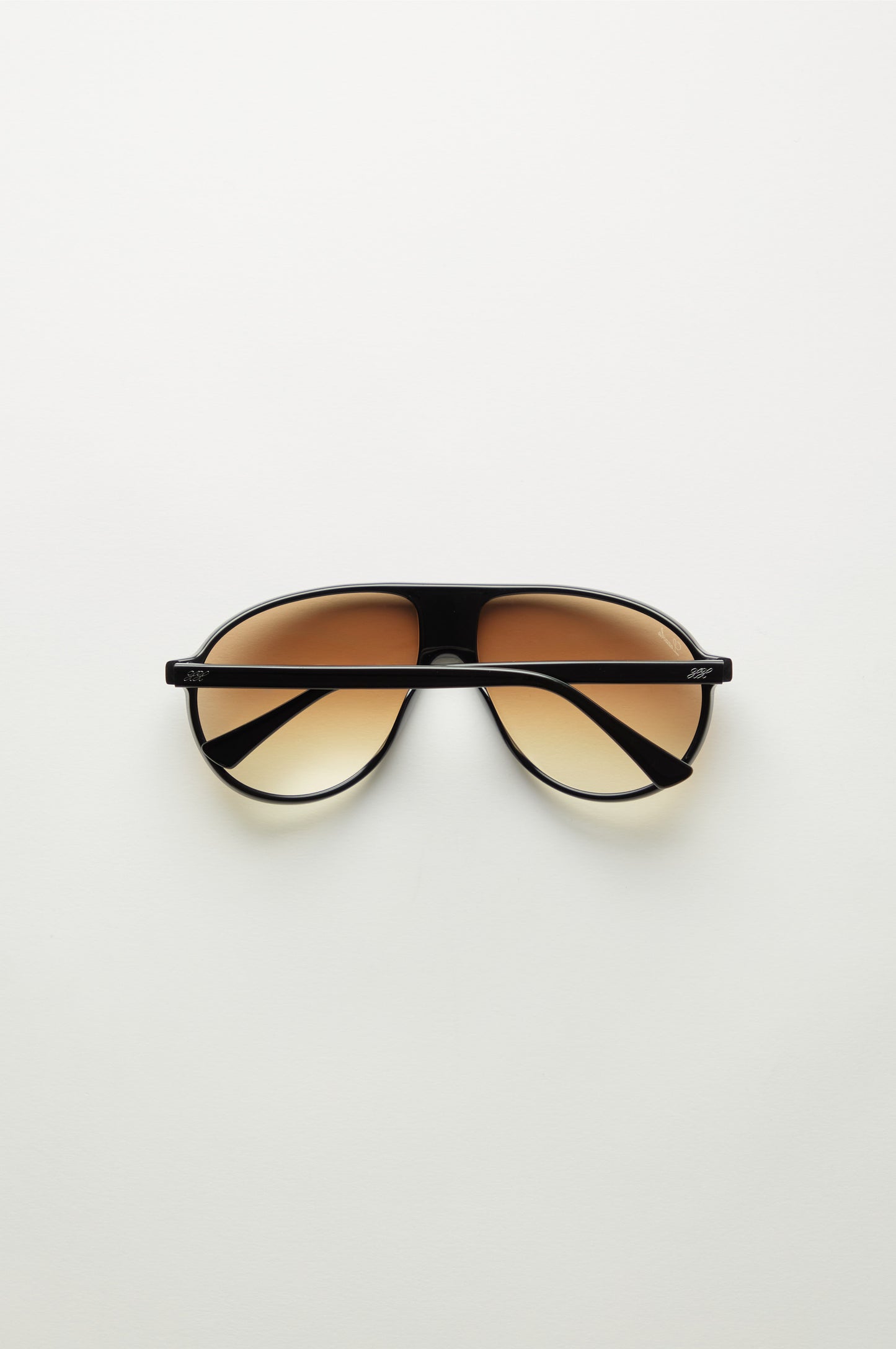 Bella | Black & Canyon
