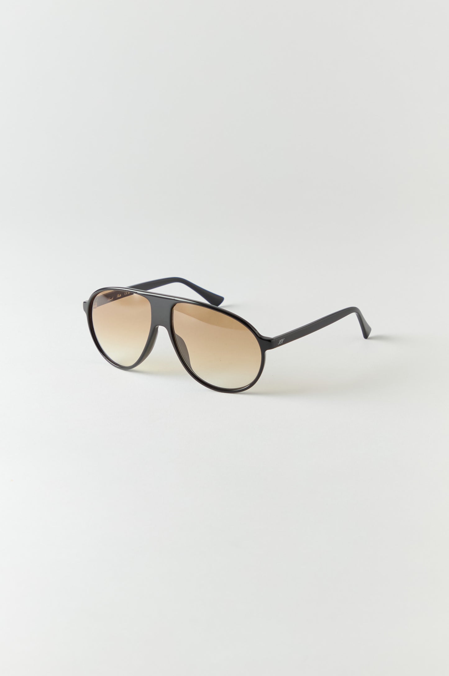 Bella | Black & Canyon
