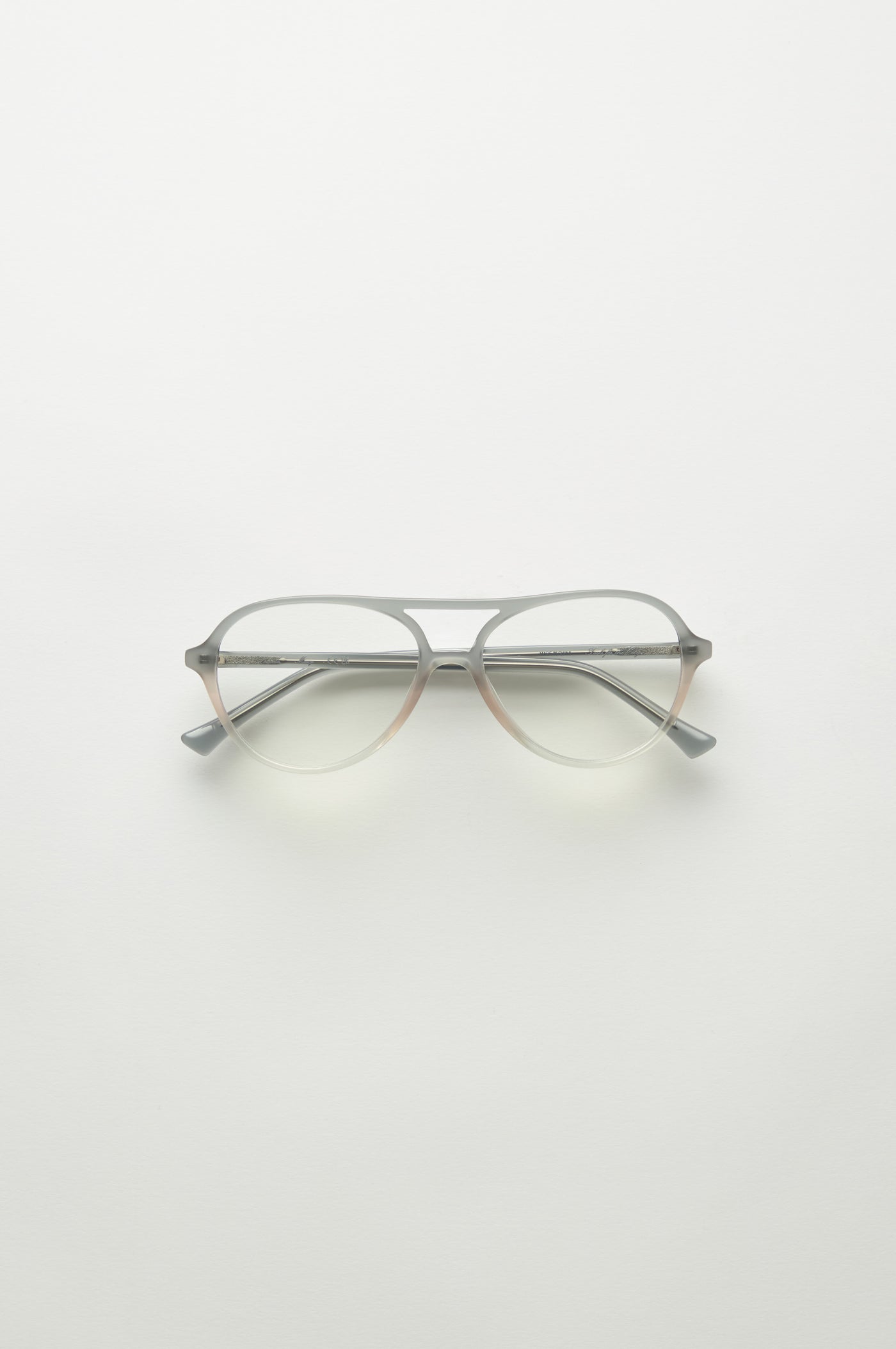 Maxy / Oyster / Clear