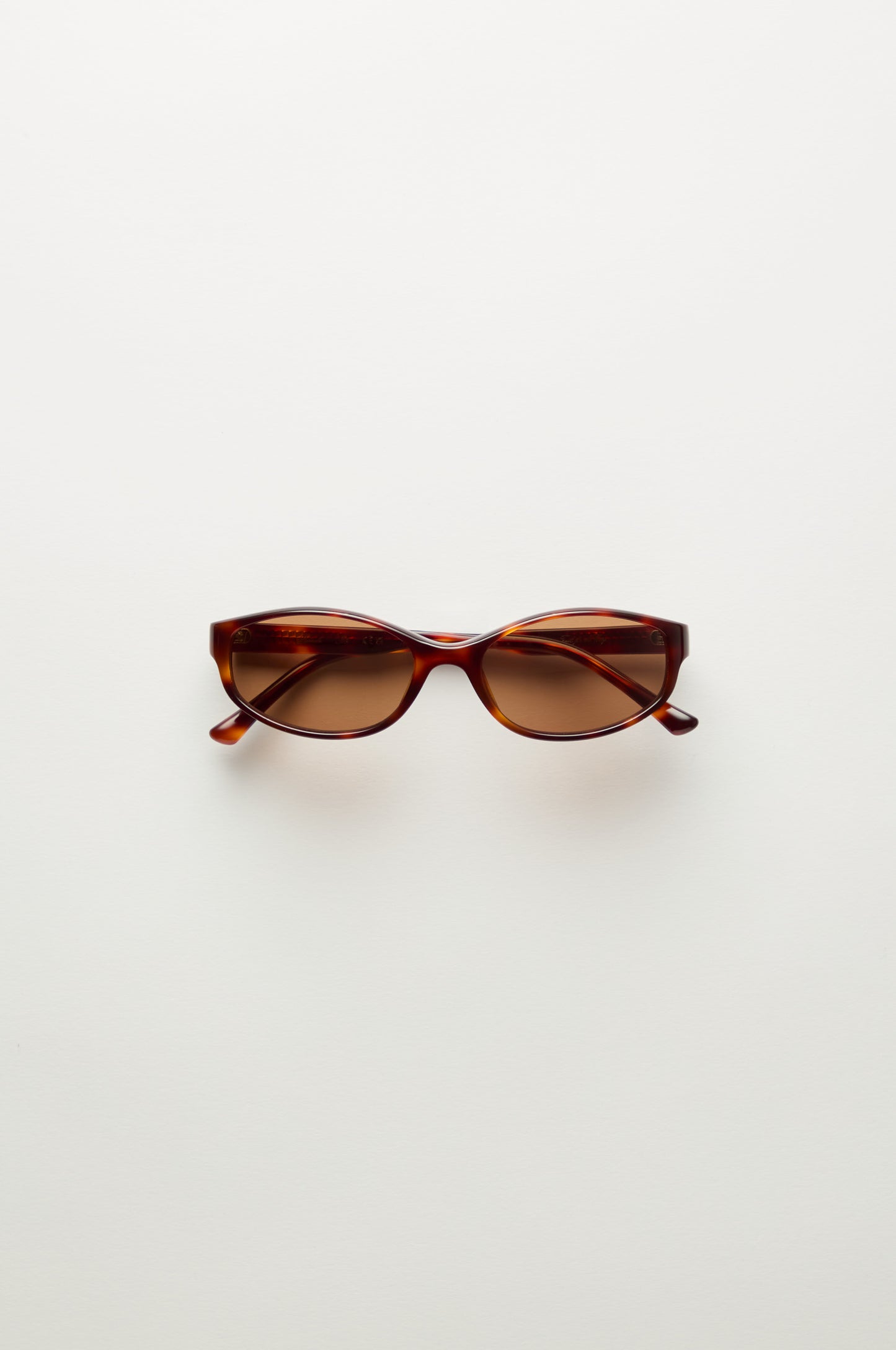Isla | Tort & Brown