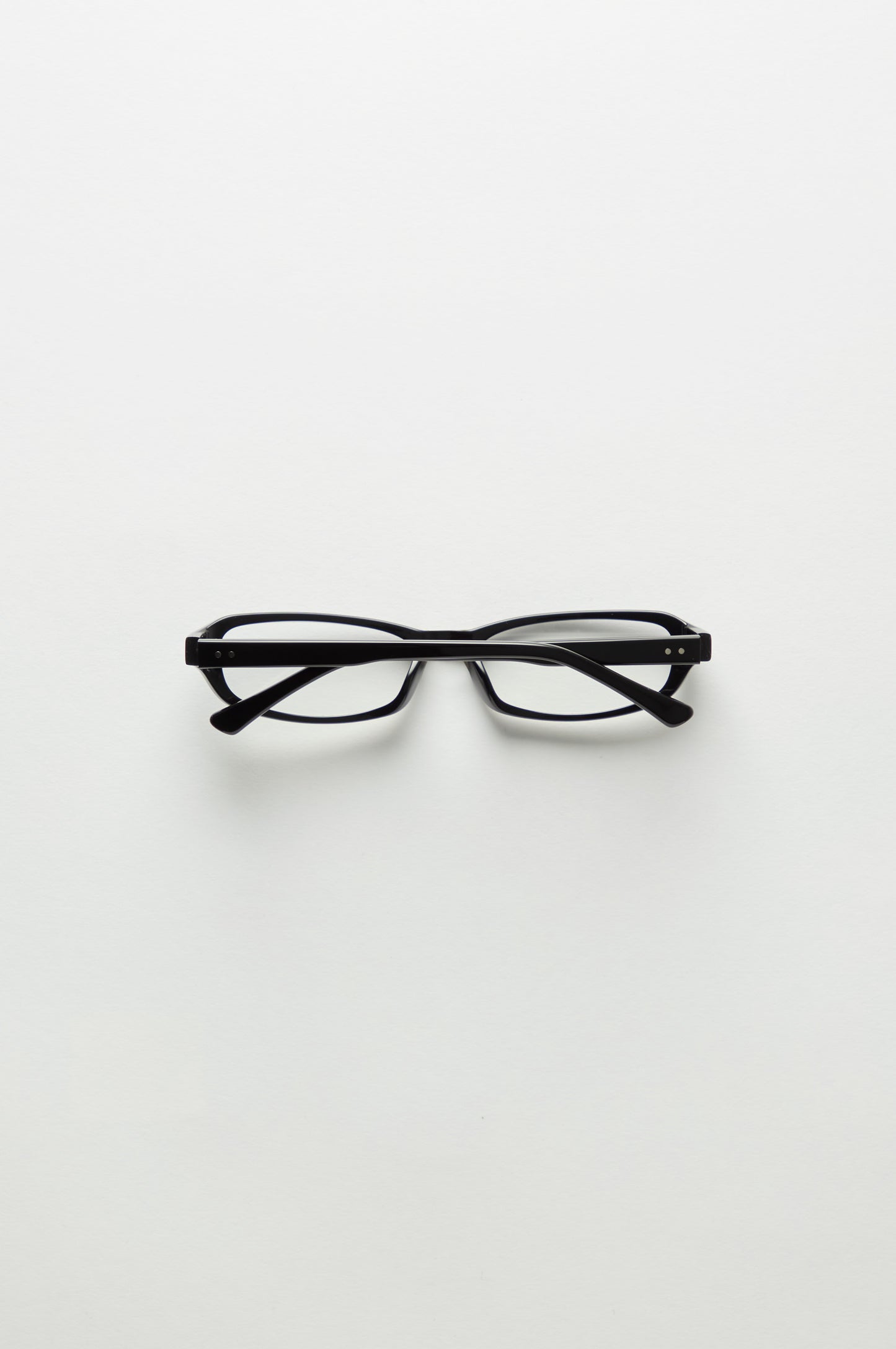 Iris | Black & Clear