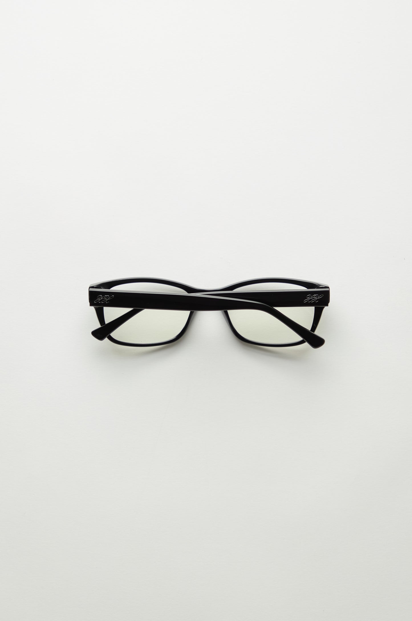 Ruby | Black & Clear