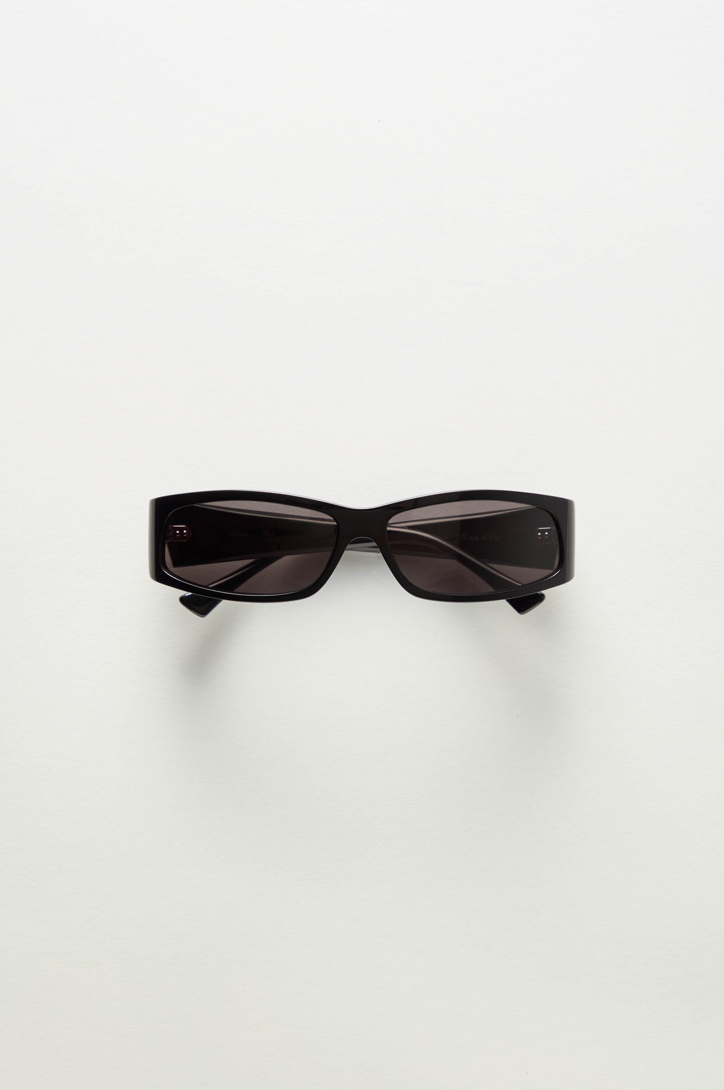 Sami | Black & Black