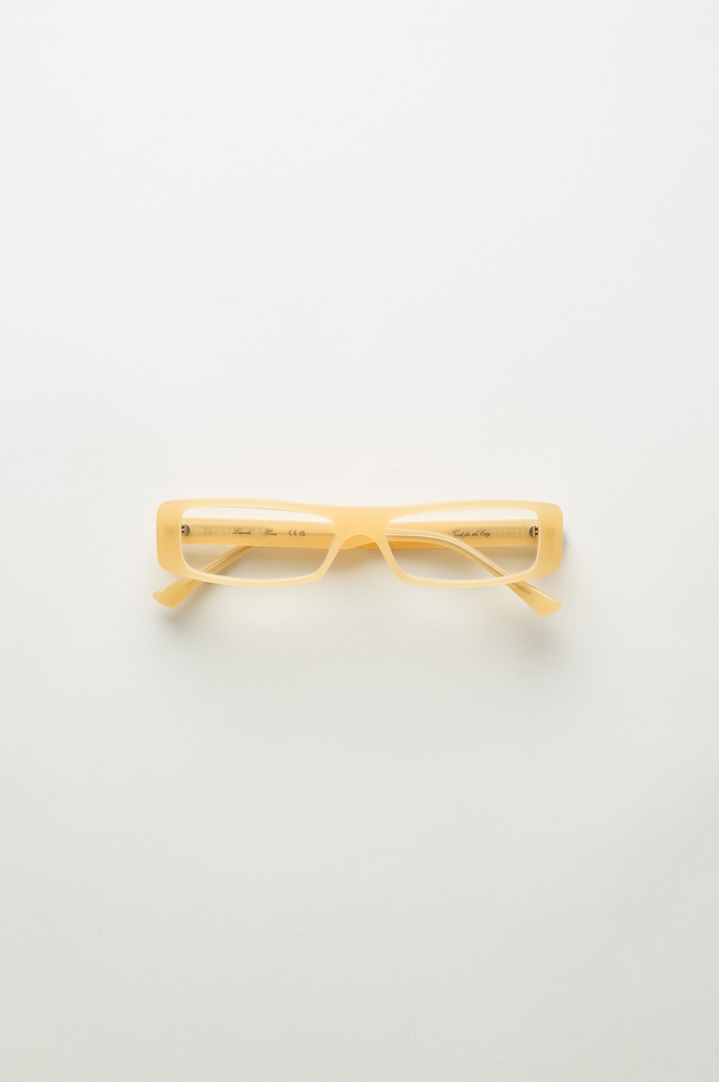 Xena | Butter & Clear